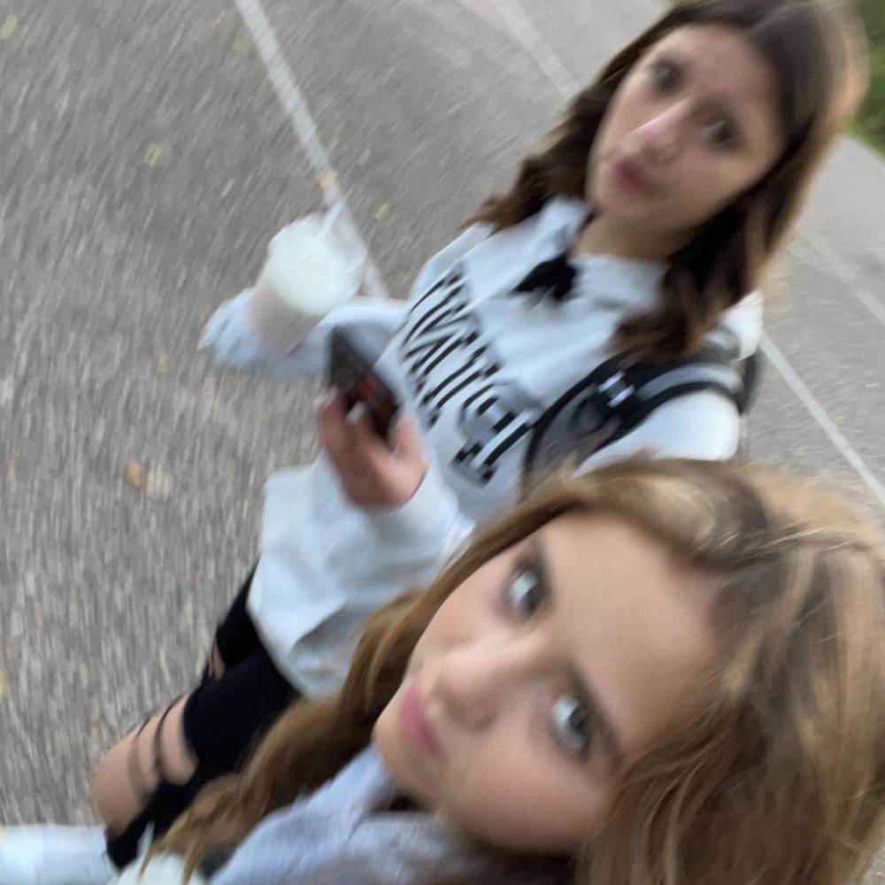 Meet your Posher, Ava